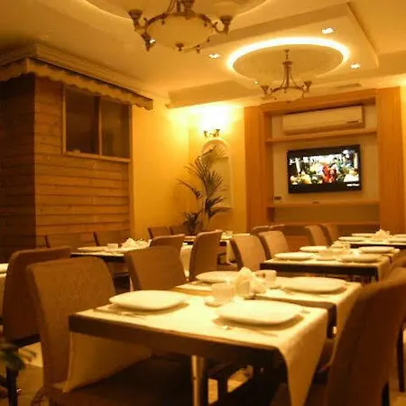 布尔瓦尔伊斯坦布尔酒店 酒店 3*