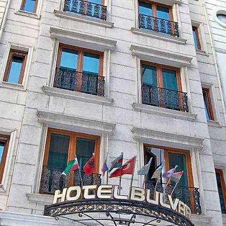 Hotel Bulvar 3*