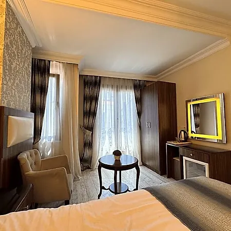 Hotel Bulvar 3*