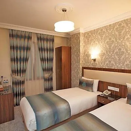 Hotel Bulvar 3*